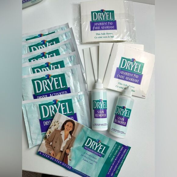 Dryel Starter Kit , 6 Dryer Cloths, 2 Bottles of Stain Remover & 8 Pads NO bag - Picture 5 of 9